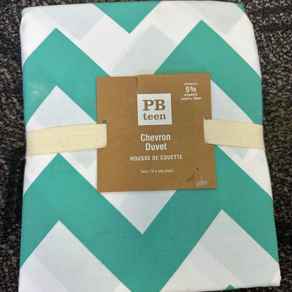 NWT Pottery Barn Teen Twin Chevron Duvet Pool Aqua Turquoise